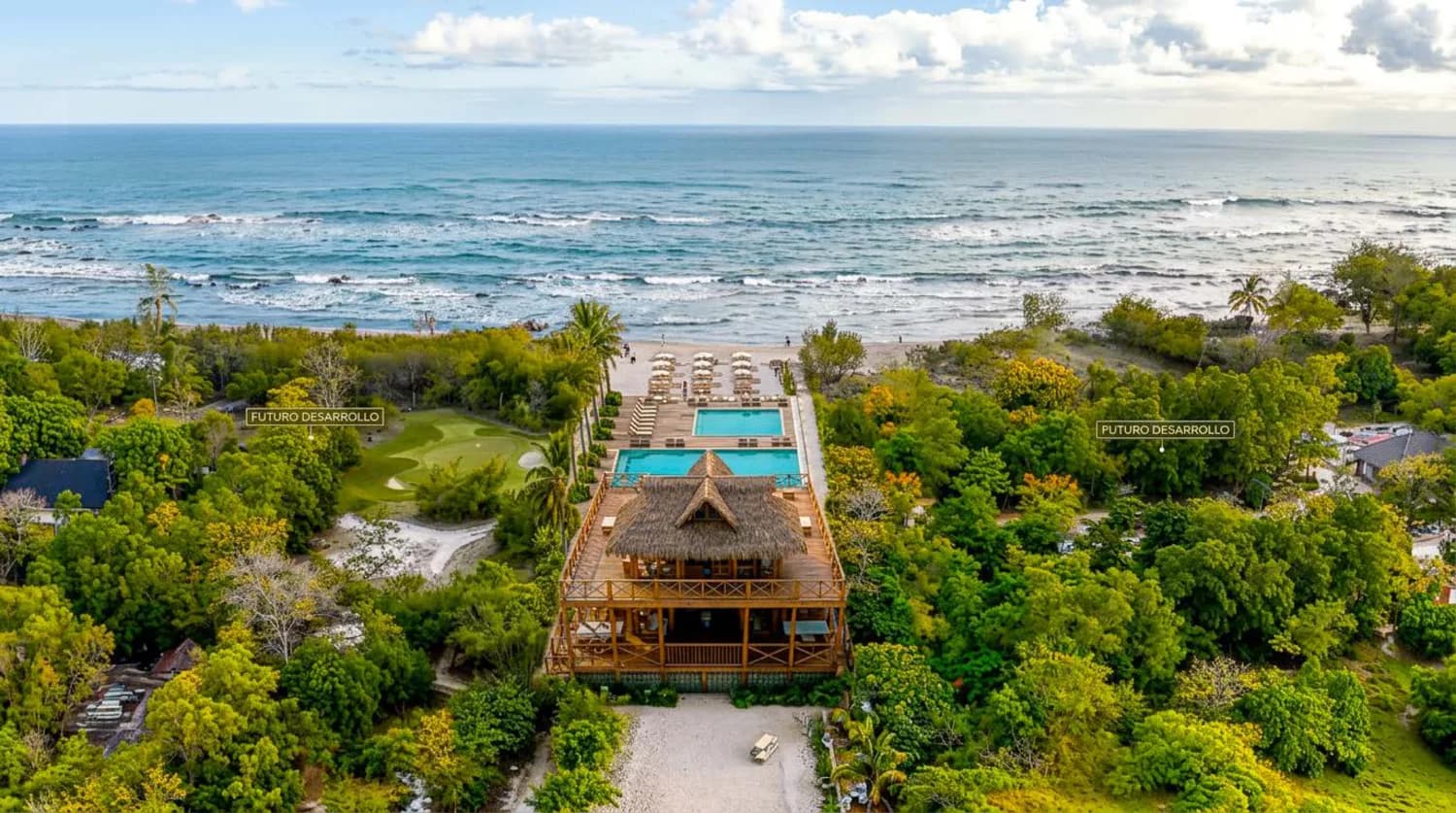 Club de playa frente al mar Caribe